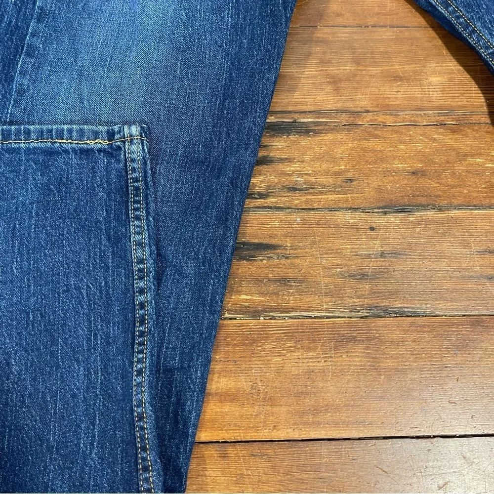 Levis stylish dark